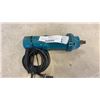 Image 1 : MAKITA CUTOUT TOOL WORKING RETAIL $176