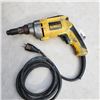 Image 1 : DEWALT VSR VERSA CLUTCH ELECTRIC SCREWDRIVER DW268 - WORKING