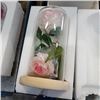 Image 2 : 2 Rose, Beauty and The Beast Enchanted Rose Kit, Elegant Crystal Dome with Pine Base LED Lights, Bea