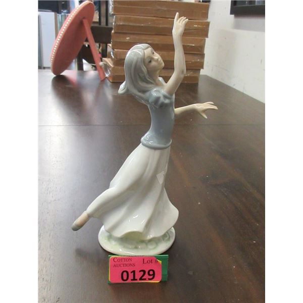 Vintage 10" Tengra Spanish Porcelain Figurine