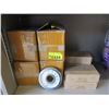 Image 1 : 4 Boxes of 4 Half Kilo Weights & 5 Phone Stands