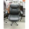 Image 1 : Black Bonded Leather Office Chair