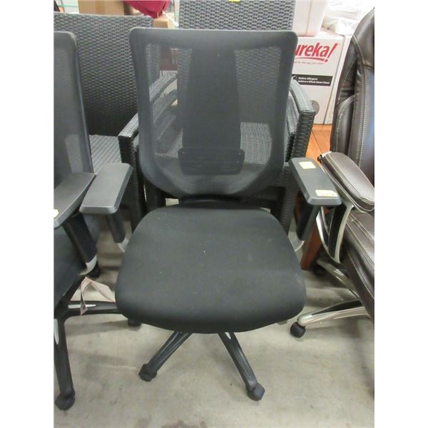 Mesh Back Office Chair with Adjustable Lumbar