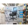 Image 1 : LA-Z-BOY Comfort Core Managers Office Chair