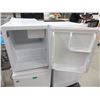 Image 2 : White Hamilton Beach Bar Fridge,working