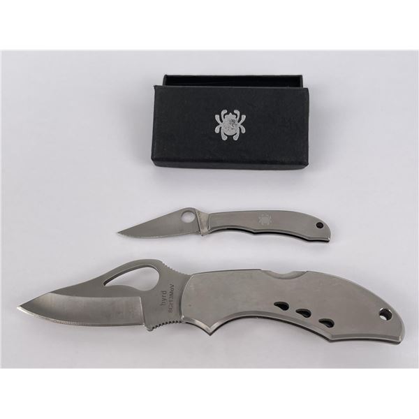 Pair of Knives Spyderco and Byrd