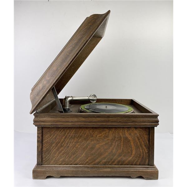 Antique Silvertone Oak Phonograph Record Player