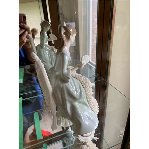 Tempo Porcelain Figurine A