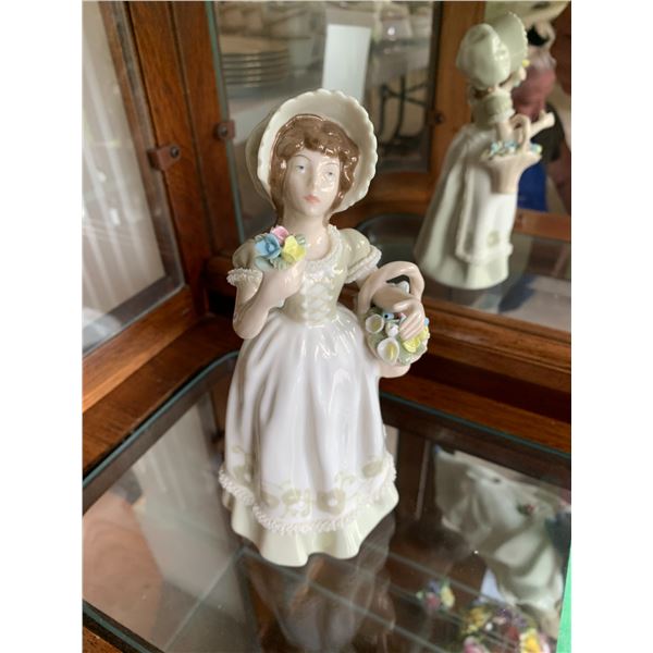 Tempo Porcelain Figurine A