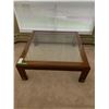 Image 1 : Ethan Allen Coffee Table C