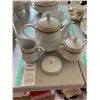 Image 1 : Noritake Doral Tea Set A