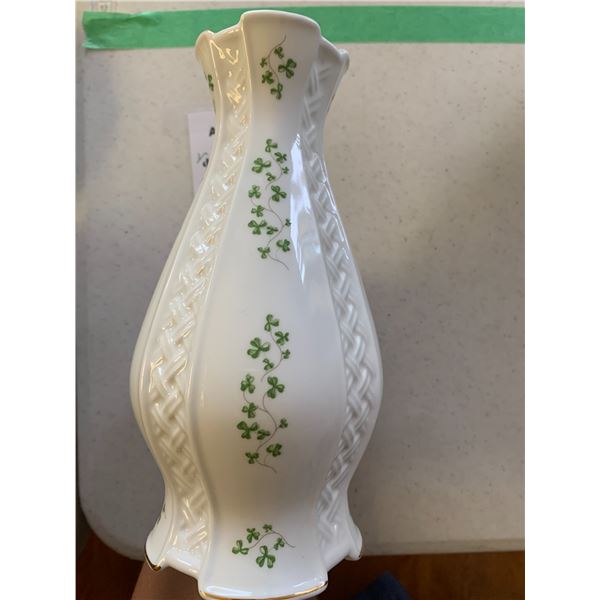 Royal Tara Vase Made in Galway Ireland Cat  A