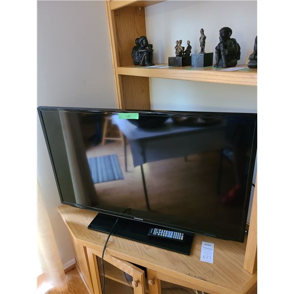 40" Samsung TV Cat B