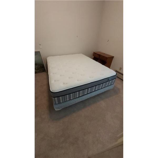 Noah Contour Queensize Mattress Cat A