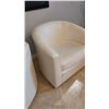 Image 5 : Swivel Tub Chairs Cat C