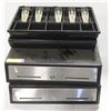 Image 1 : LOT OF 2 CASH DRAWERS W/ NO KEYS