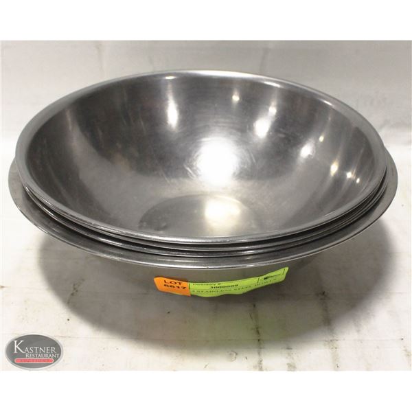 LOT OF 4 STAINLESS STEEL BOWLS 8"