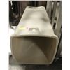 Image 1 : RUBBERMAID TRASH CAN APPRO. 20 GALLON