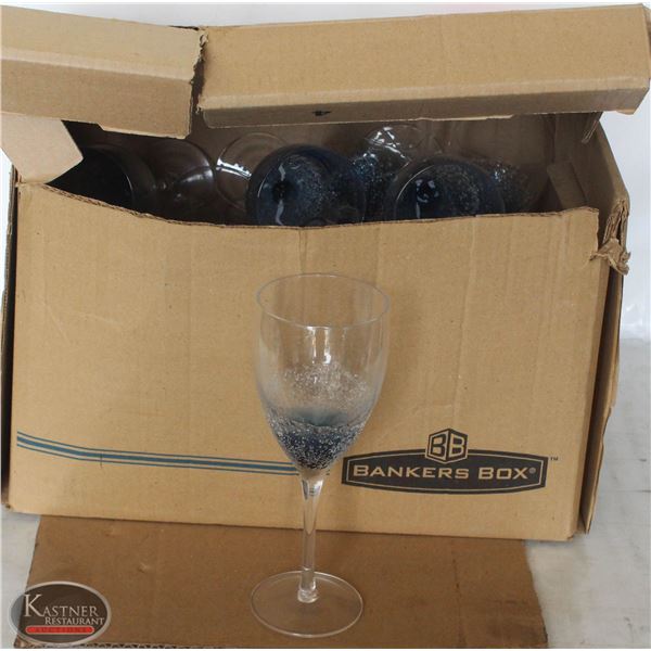 K13 BAILIFF SEIZURE:LOT OF 25 WINE GLASSES