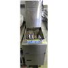 Image 1 : NEW 40 POUND PITCO DEEP FRYER /W TWO BASKETS