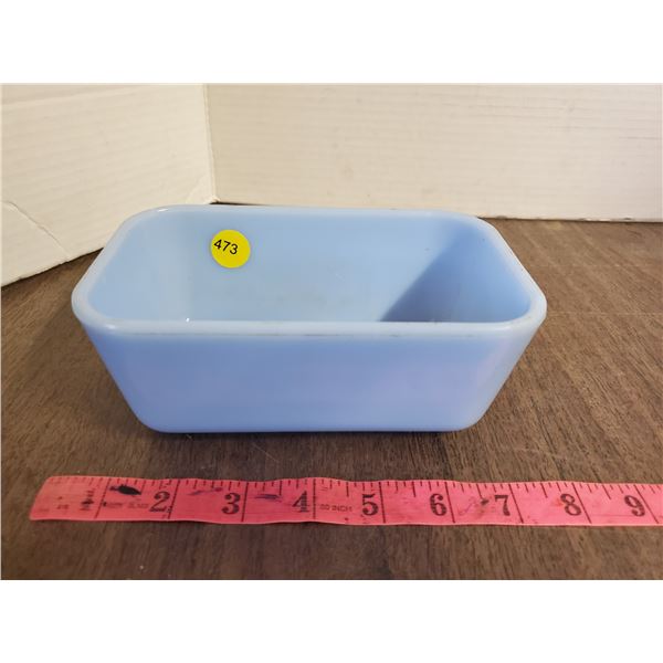 Pyrex dish