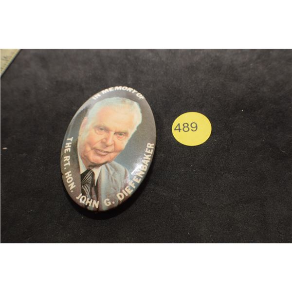 Diefenbaker pinback (in memory)