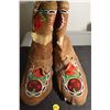 Image 1 : Antique Mukluks beaded Indian