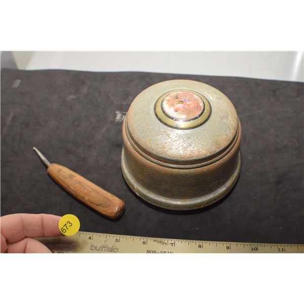 Working Music Box & knitting hook