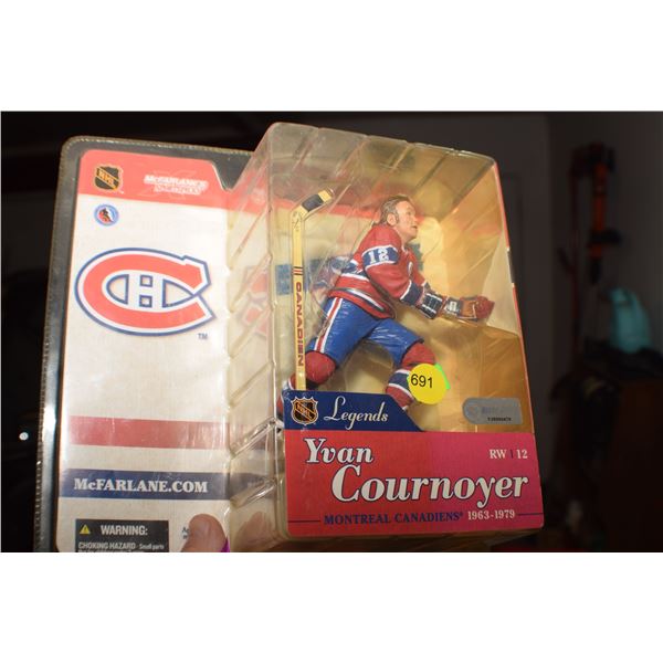 Cournoyer Hockey figure