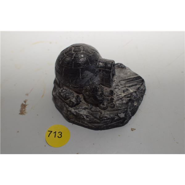 Wolf' Eskimo carving