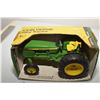Image 1 : John Deere Utility 1/16 toy tractor