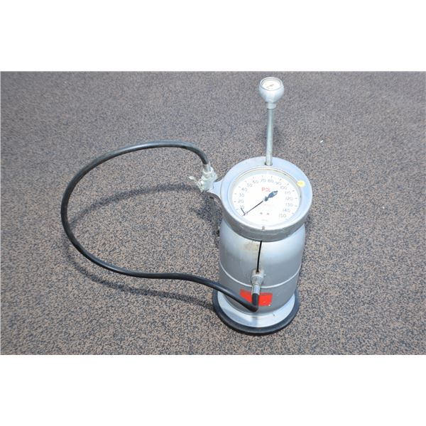 British Service Station Air Pump