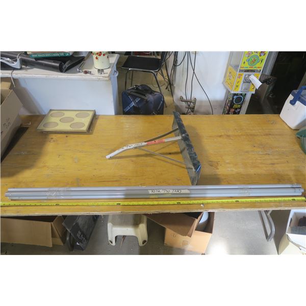 Snow / Roof Rake w/ 5ft. Extension Poles