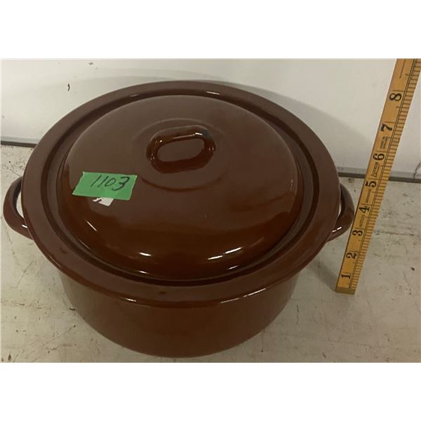 Enamel Pot + Lid 10" Across