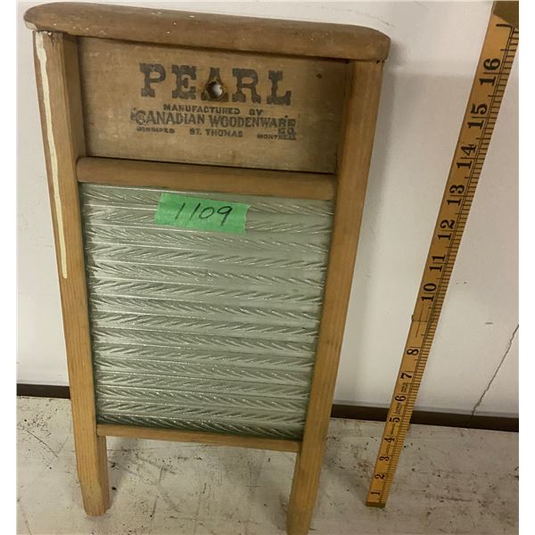 Small Washboard Glass Pearl