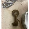 Image 3 : CNR Lock + Key - NOS
