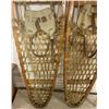 Image 4 : Vintage Snow Shoes - 36" Long