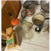 Image 4 : Lot of Kitchen Collectibles 10 pcs