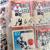 Image 11 : huge Wayne Gretzkey hockey card lot
