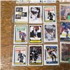 Image 5 : Wayne Gretzkey hockey card lot lots of Gretzky cards