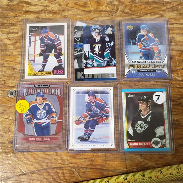 Wayne Gretzkey Jari Kurri hockey card lot all in top loaders
