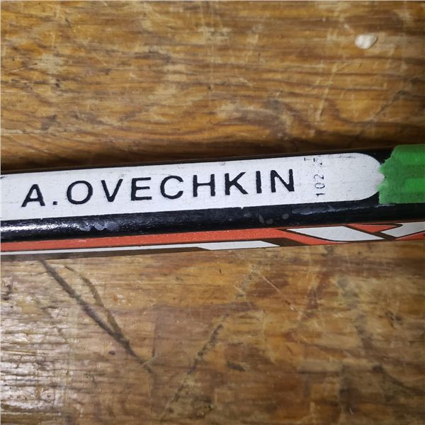 Ovetchkin signed hockey stick signed by several other players as well (does not include a Certificat