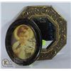 Image 1 : ANTIQUE OCTAGON MIRROR, CHILD METAL FRAME PICTURE