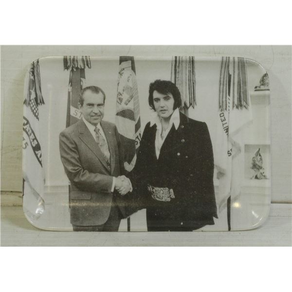 6  X 4  ELVIS PRESLEY AND PRESIDENT RICHARD NIXON