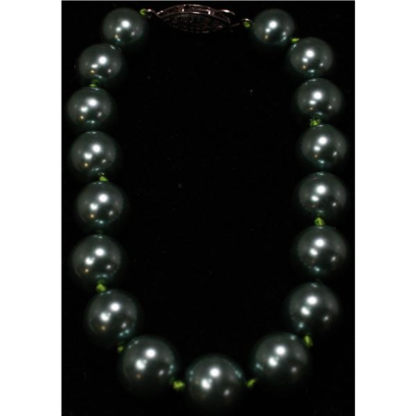 #130-SEA SHELL PEARL BRACELET 10mm/ 8"