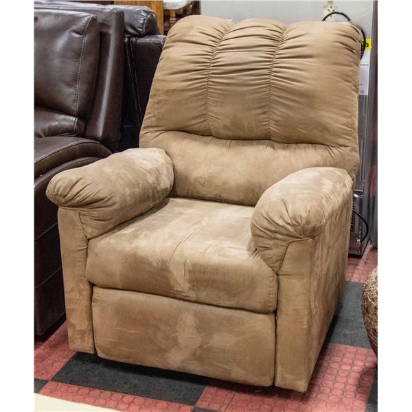 BEIGE MICROFIBER ROCKER/RECLINER