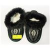 Image 1 : MANITOBAH MUKLUKS MOCASSINS SIZE 8 LADIES