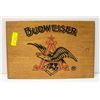 Image 1 : VINTAGE WOODEN BUDWEISER DISPLAY