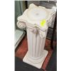 Image 2 : WHITE PILLAR PLANT STAND APPROX 35" TALL