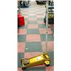 HYDRAULIC GARAGE JACK 2-1/4 TON